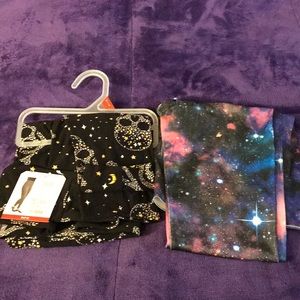 2 pairs Leggings Size M (7-9)